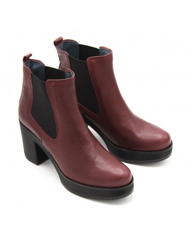 Elastic heeled boot red