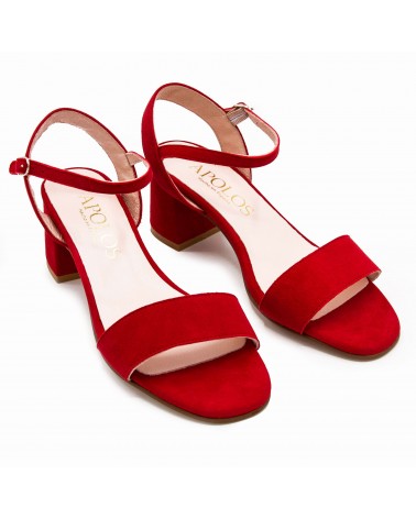 Red sandal with smooth upper