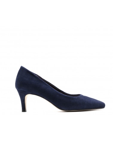 Blue stiletto suede shoe