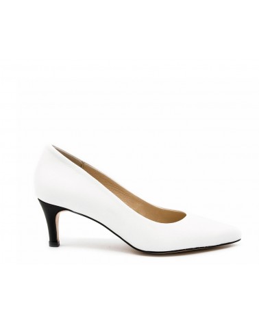 Shoe salon napa white