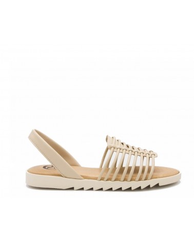 Beige sandal with straps