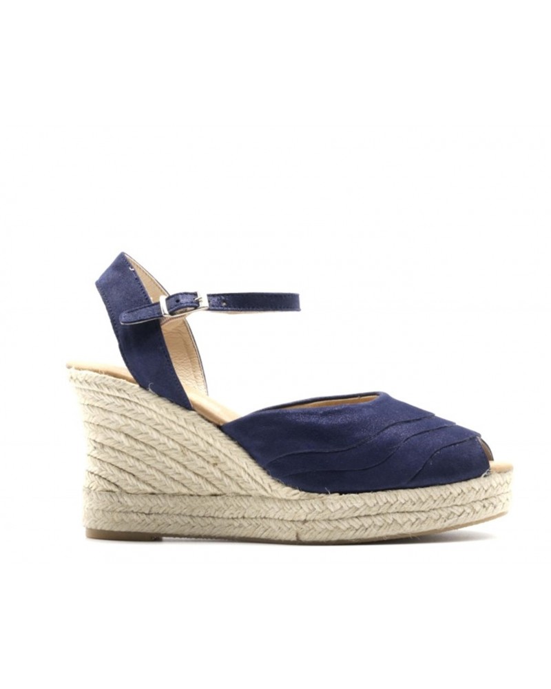 Sandal made of marine esparto grass