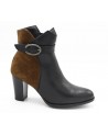 Buckle boot