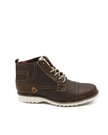 Brown boot with laces