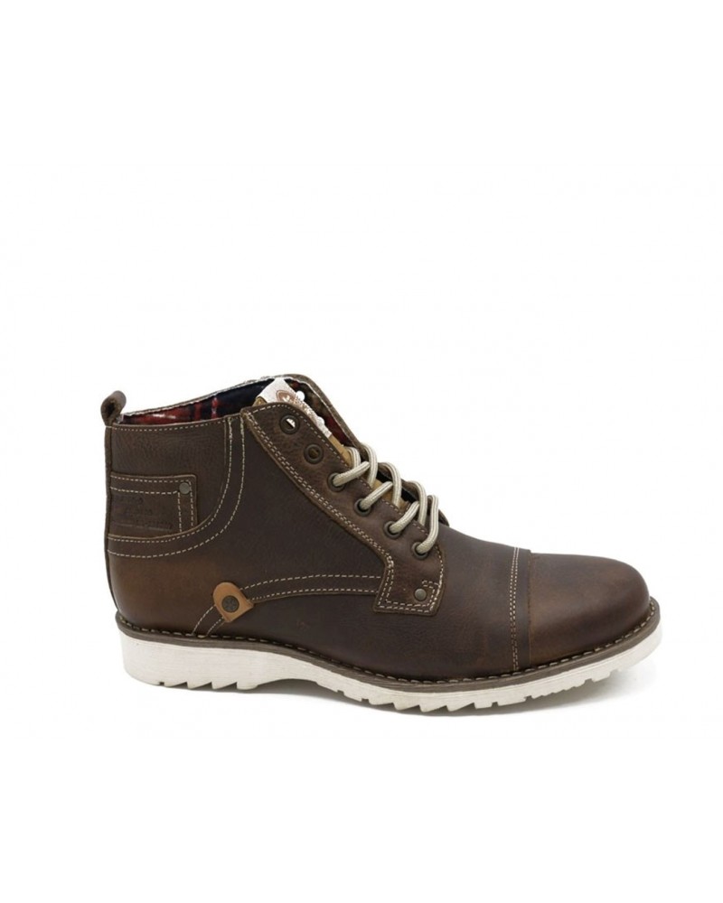 Brown boot with laces Brown boot with laces