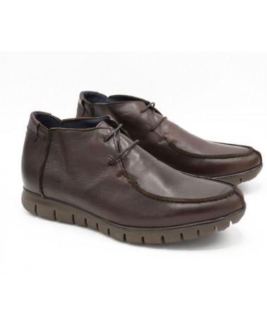 Zapato con cordones