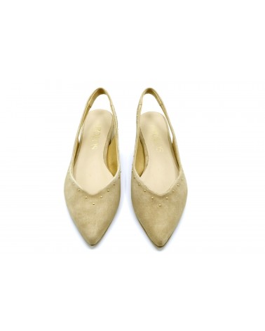 Open-toed shoes with studs for woman