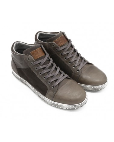 Zapato con cordones taupe