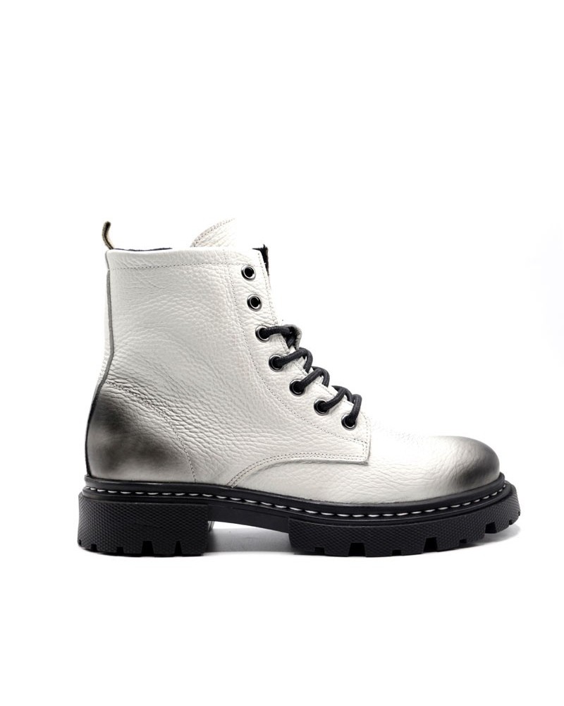 Bota sport cómoda fabricada enpiel. Fabricado en España |  Apolos