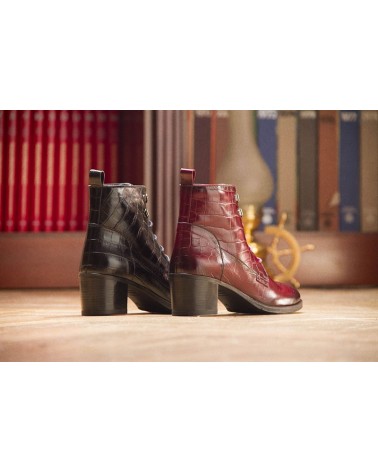 Botín cordones tacón