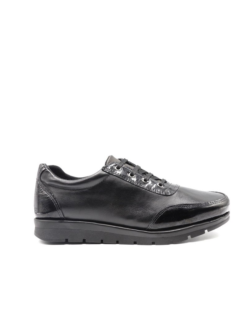Zapato cómodo cordones