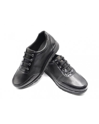 Zapato cómodo cordones