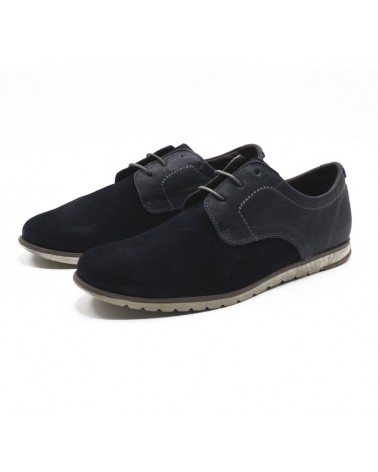 Shoe with marine laces