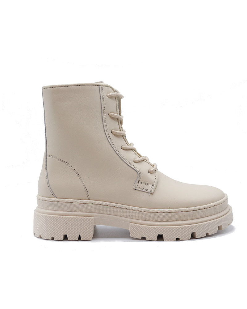 Bota sport cordones