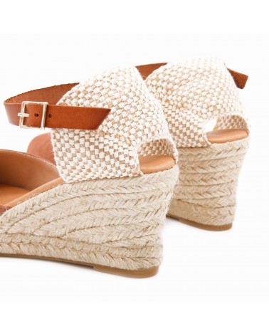 nude sandal